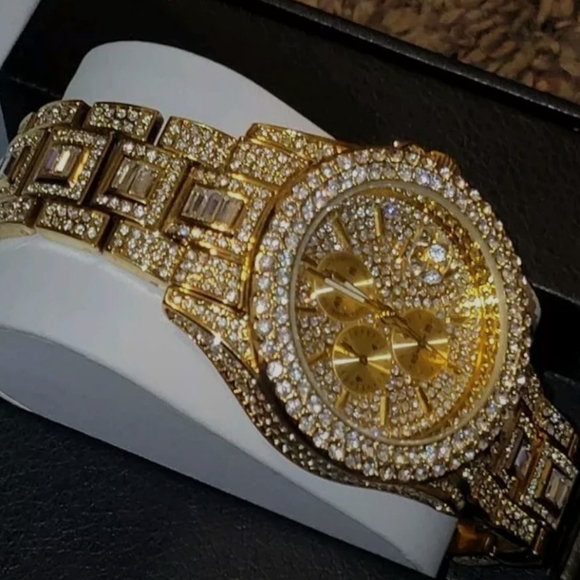 Men's Fully Covered Iced Goldplated Simulated Diamond Quartz Waterproof Watch - Picture 10 of 12